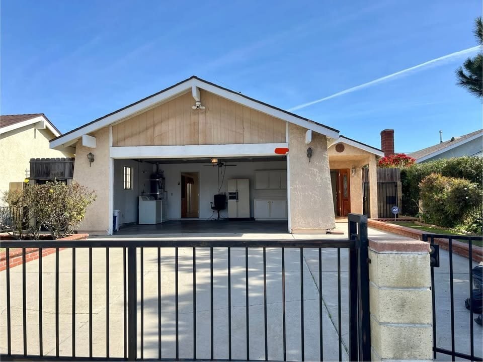 Photo - 2346 Seabright Ave (Long Beach, CA)