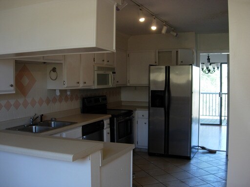 Building Photo - 119 Cambrian Way