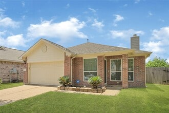 Building Photo - 1807 Strongs Ct