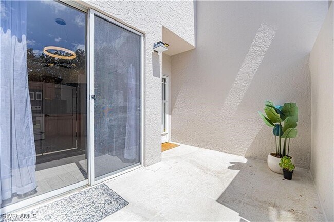 Foto del edificio - 3735 Fieldstone Blvd