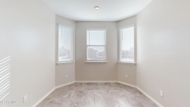 Building Photo - 12613 Cono Norte Dr