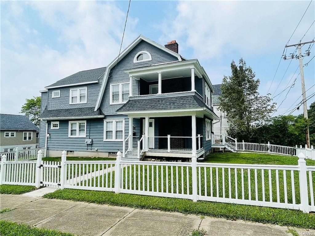 Primary Photo - 1222 Hawley Ave
