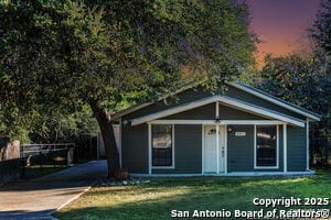 Building Photo - 445 Scenic Hills Dr