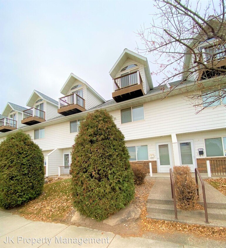 Primary Photo - 3 br, 2.5 bath House - 1508 5th Street NW # 3
