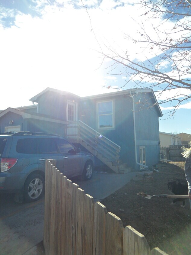 371 N Lincoln St Unit 6, Laramie, WY 82070 371 N Lincoln St Laramie