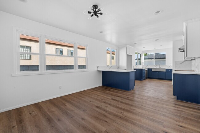 Foto del edificio - 4538 Orchid Dr