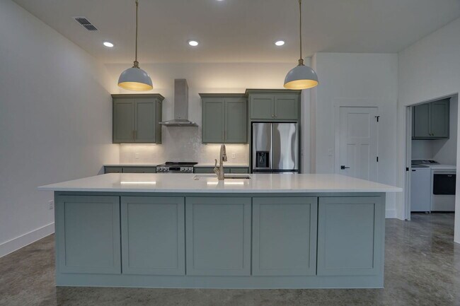 Foto del edificio - 106 Cardinal Wds