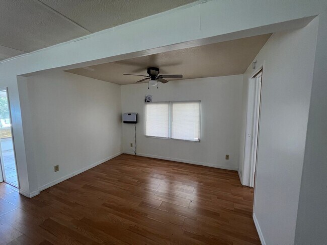 Foto del edificio - 55+ Fair Lane Acres Community. 2 Bed, 2 Ba...