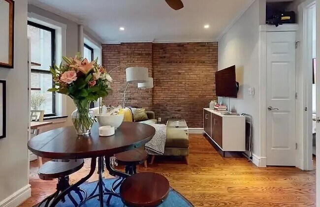 Foto del edificio - 330 East 35th Street
