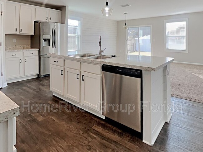 Foto del edificio - 3619 Derby Forest Dr