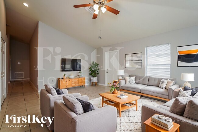 Foto del edificio - 317 Melissa Dr