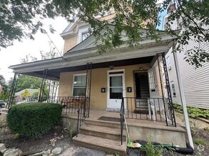 Building Photo - 201 E Goepp St