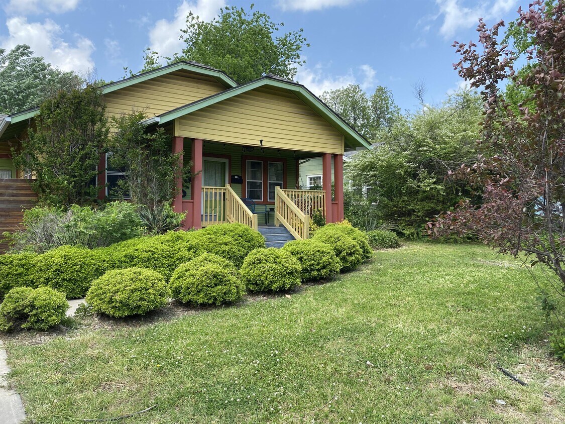 310 N Flood Ave, Norman, OK 73069 House Rental in Norman, OK