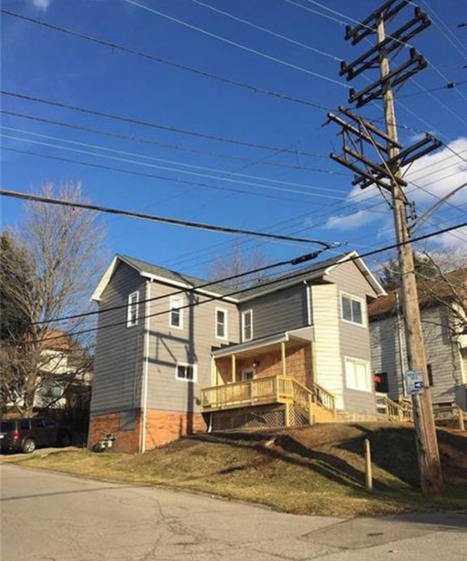 Primary Photo - 802 Spruce St