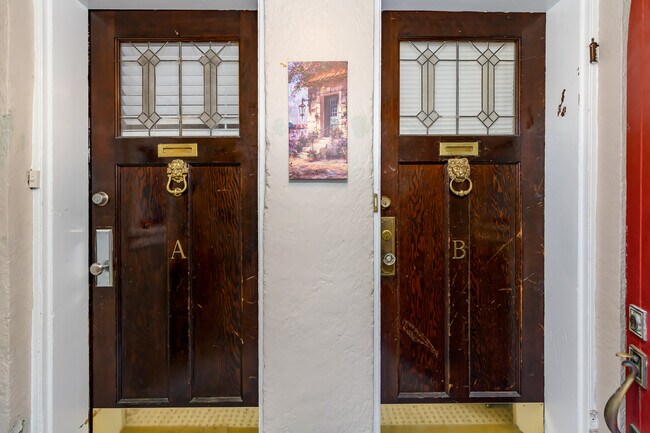 Foto del edificio - 7742 Delmar Blvd
