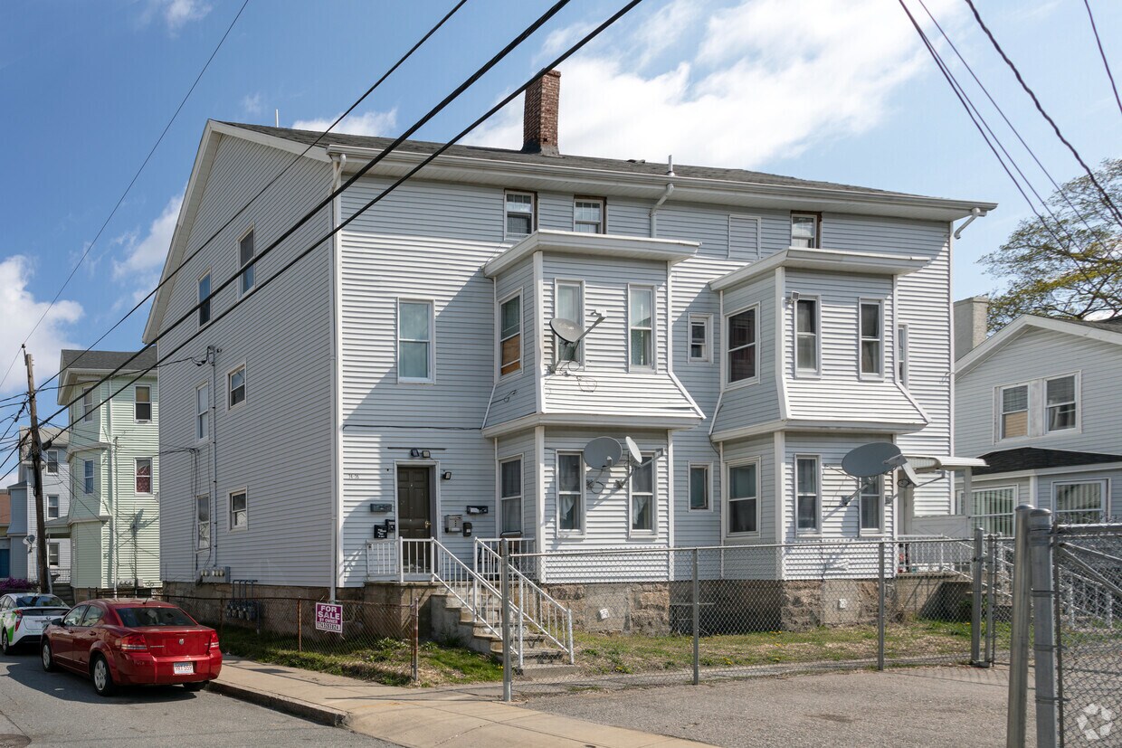 Primary Photo - 74 Covel St