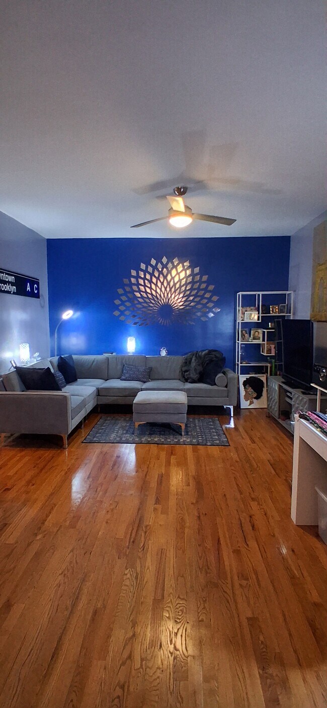 Sala de estar - 430 Clinton Ave