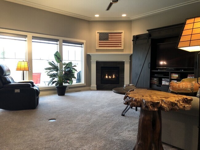 Building Photo - 13572 Montoro Ct