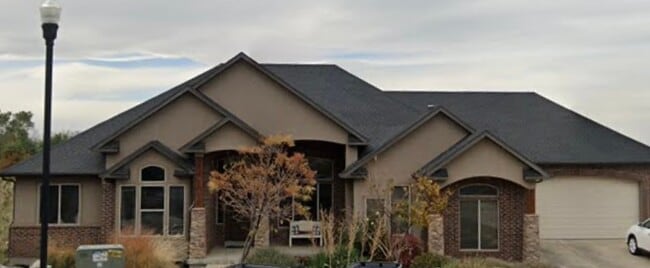 Photo - 581 Oak View Ct (North Salt Lake, UT) House