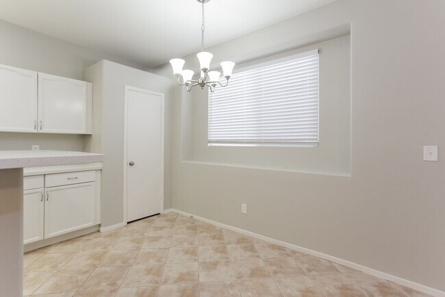 Building Photo - 7636 Adornment Ct