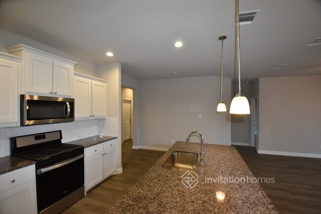 Building Photo - 2357 Briscoe Rnch Dr