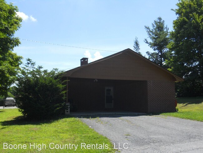 Foto del edificio - 3 br, 2 bath House - 188 Longvue