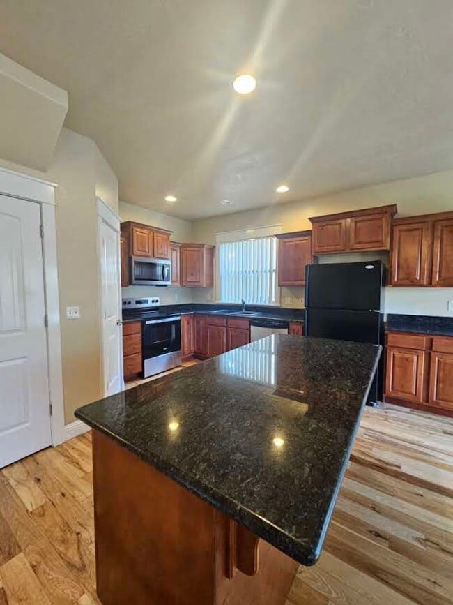 Building Photo - Lochsa Falls 5 Bedroom Home