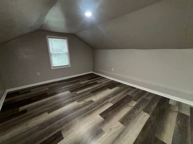 Building Photo - 203 W Magnolia St