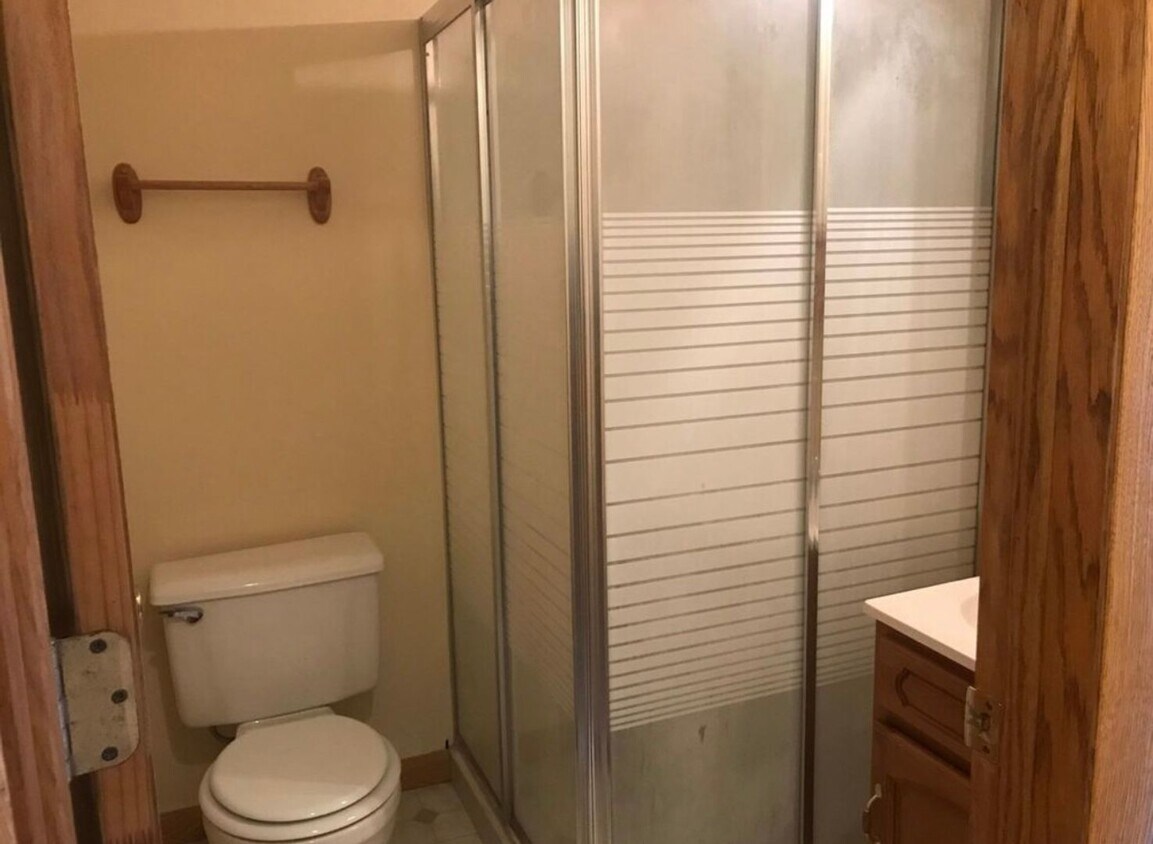 Foto del edificio - 3 bed/2 bath