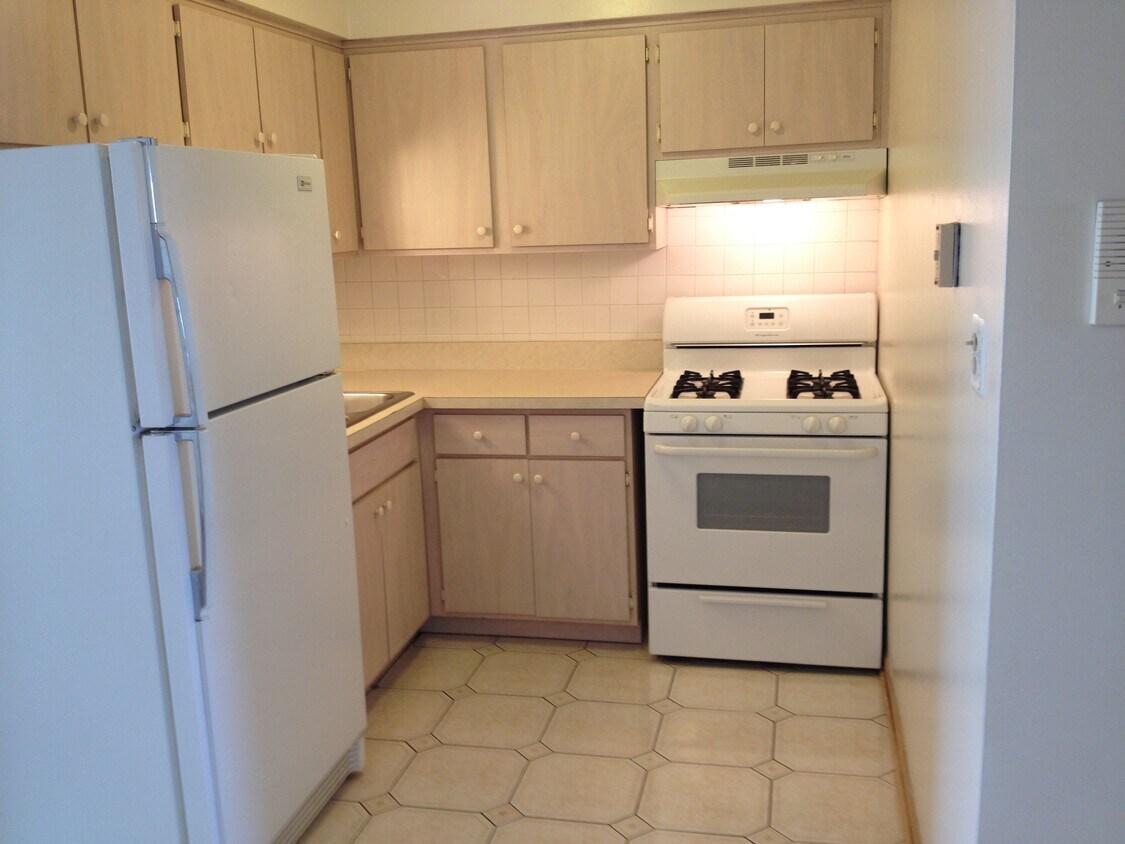 Primary Photo - 9819 S Cicero Ave