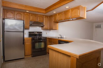 Building Photo - Pondsview Apartments