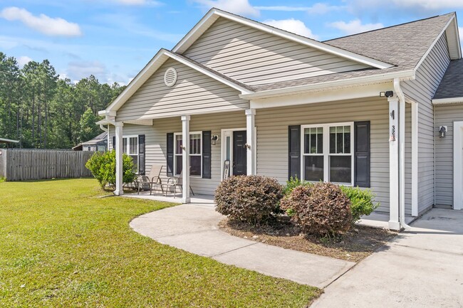 Building Photo - Folkstone Open Floor Plan