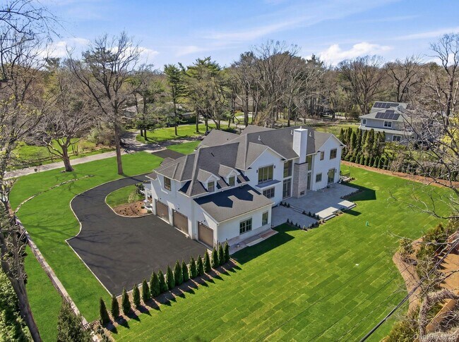 Building Photo - 25 W Creek Farms Rd