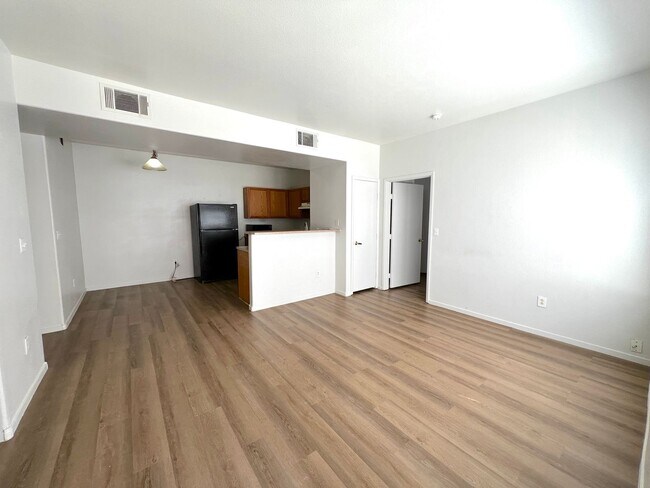 Foto del edificio - 2bed/2bath first floor unit in gated community