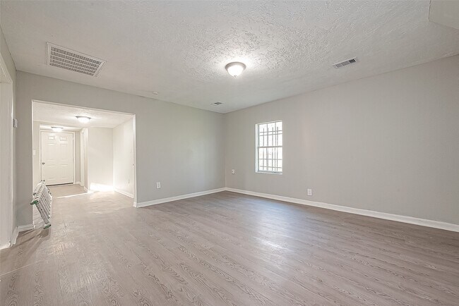 Foto del edificio - 8304 Darien St