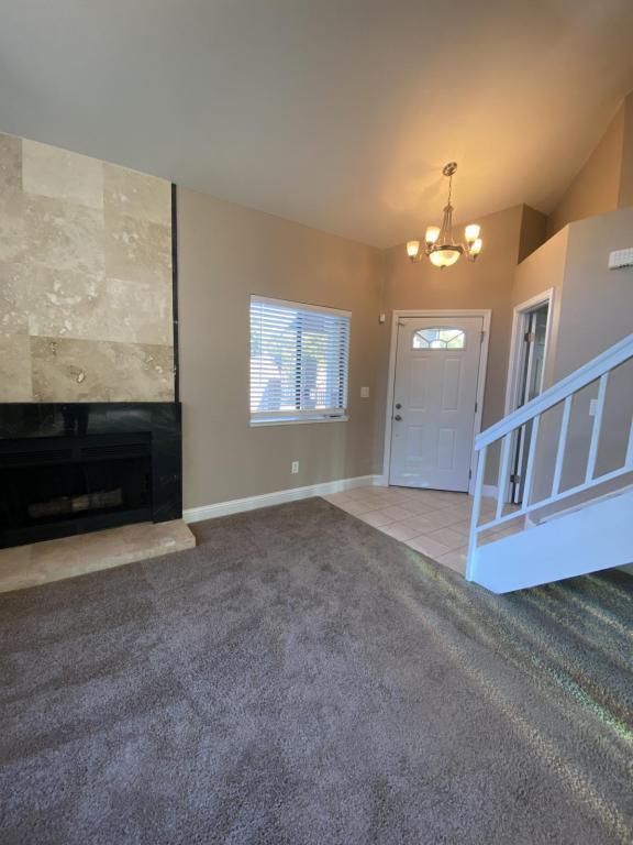 Foto del edificio - 555 Lighthouse Dr