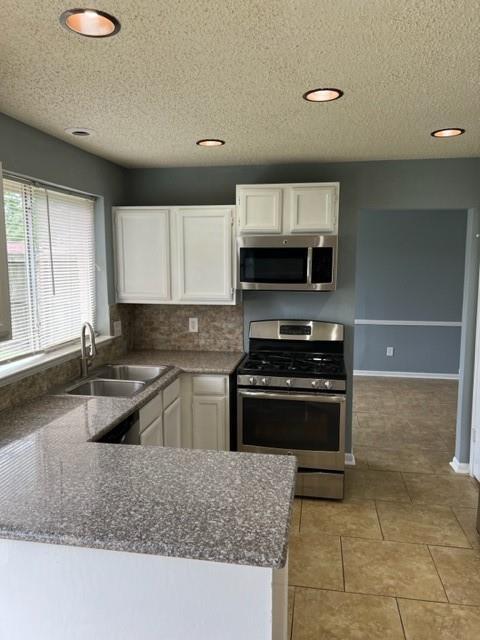 Building Photo - 5330 Windsong Trail