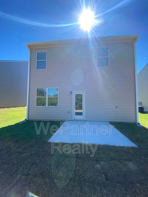 Building Photo - 221 Harrison St