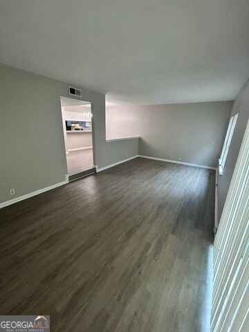 Foto del edificio - 2033 Oak Park Ln