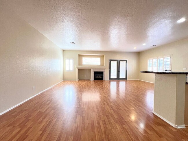 Building Photo - 2985 Panorama Ridge Dr