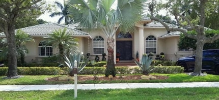 Building Photo - 6201 SW 58th Ct