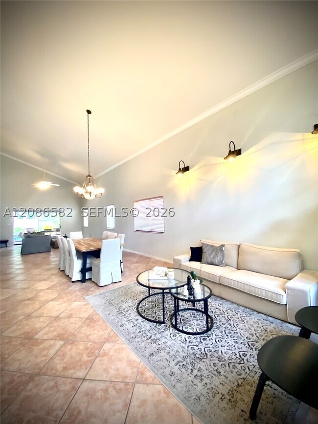 Building Photo - 5344 NW 111th Ct