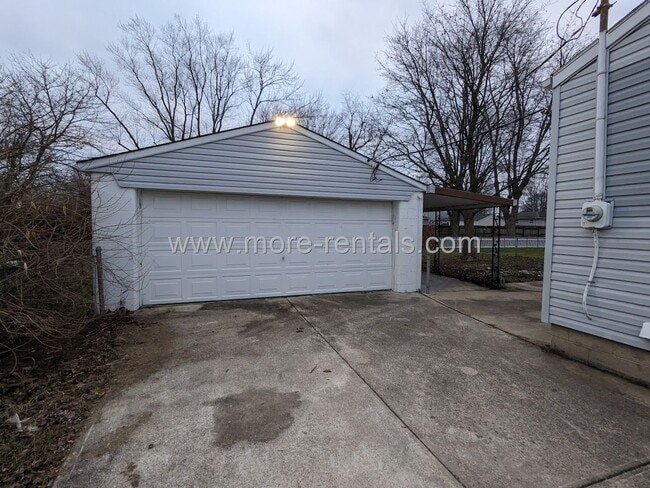 Building Photo - 2 Bdr house on cul-de-sac