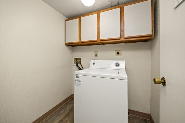 Jordan (Classic) - 2 Bed / 2 Bath - 1,000 Sq.Ft. - Ashley Square