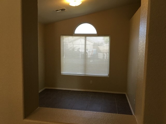 Building Photo - 8509 W Ross Avenue
