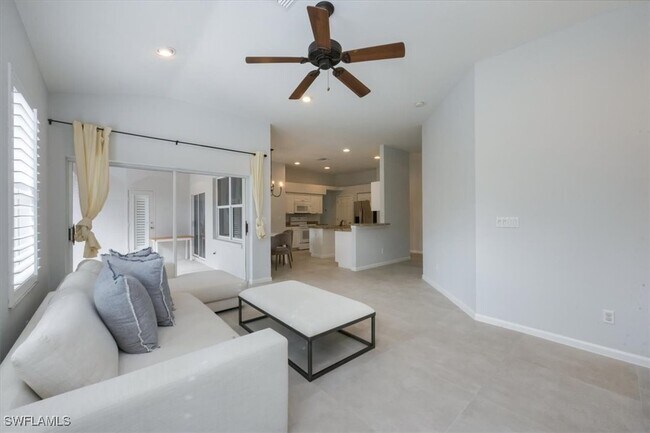 Foto del edificio - 6429 Autumn Woods Blvd