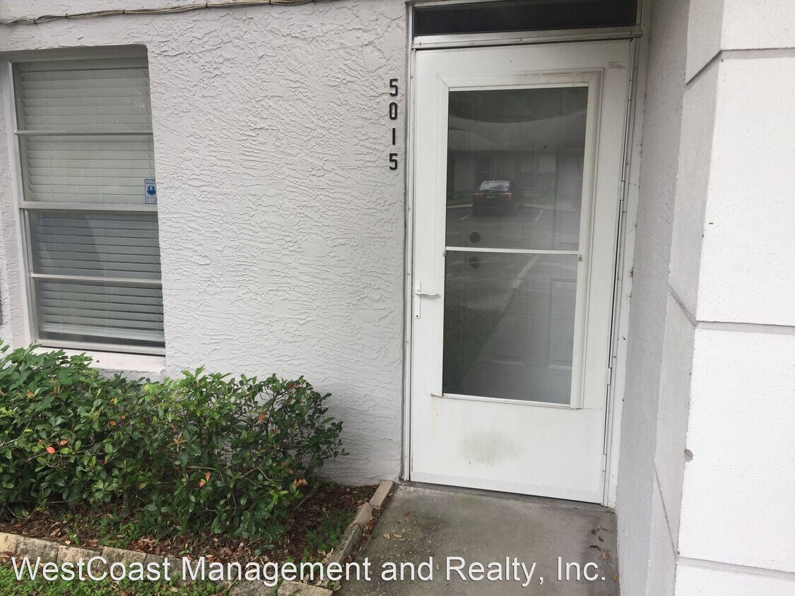 Primary Photo - 2 br, 2 bath House - 5015 Gainsville Dr.
