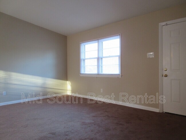 Building Photo - 1552 Patterson St
