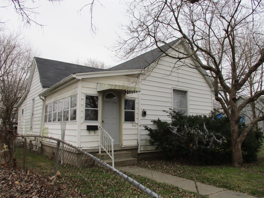Primary Photo - 400 S 6th St