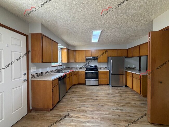Foto del edificio - 119-121 Maple St